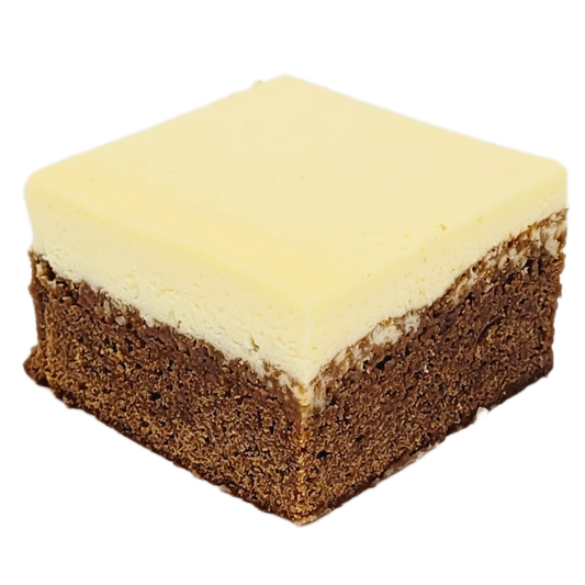 Ambachtelijke Cheesecake Brownie met smeuïge fudge brownie en een romige cheesecake laag. Bestel in Dendermonde of laat verzenden!Ambachtelijke Cheesecake Brownie met smeuïge fudge brownie en een romige cheesecake laag. Bestel in Dendermonde of laat verzenden!